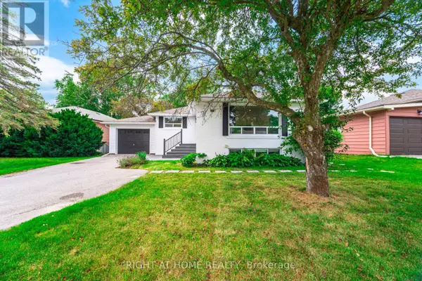 15 Kemano RD #Lower, Aurora (aurora Heights), ON L4G2Y2