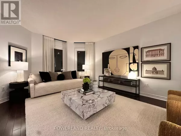 270 BERNARD AVENUE, Richmond Hill (devonsleigh), ON L4S1E1