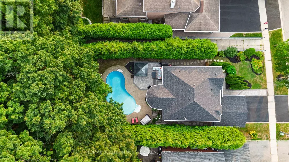 Aurora (aurora Highlands), ON L4G6P5,78 CHARING CRESCENT