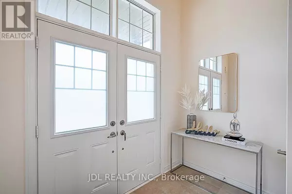 Richmond Hill, ON L4S0H2,10 CAINE STREET