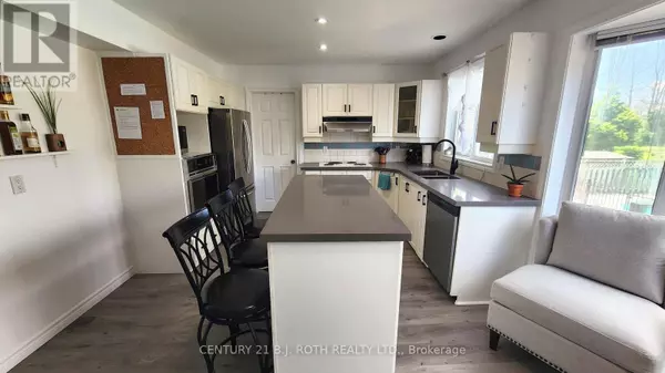 Innisfil, ON L0L1R0,1252 SHORE ACRES DRIVE