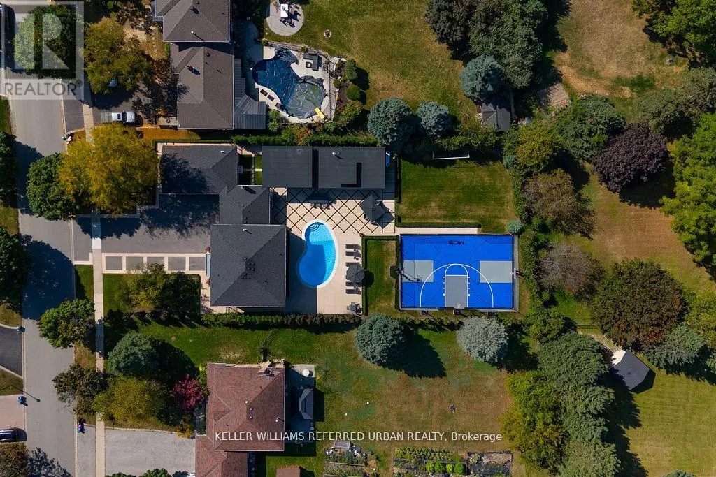 King (king City), ON L7B1E2,68 FINDLAY AVENUE