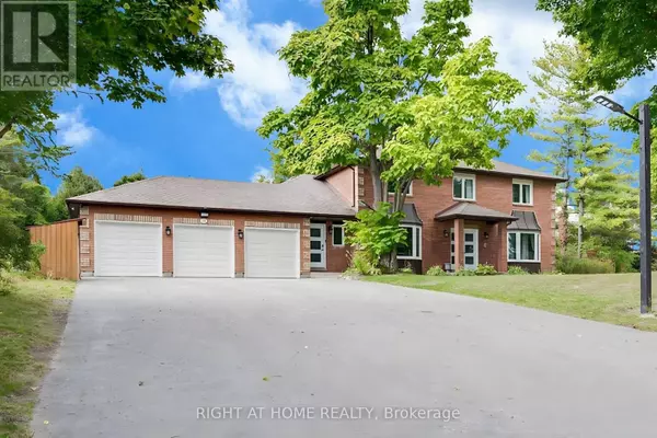 32 GRANDVIEW CRESCENT, Bradford West Gwillimbury (bradford), ON L3Z3L1