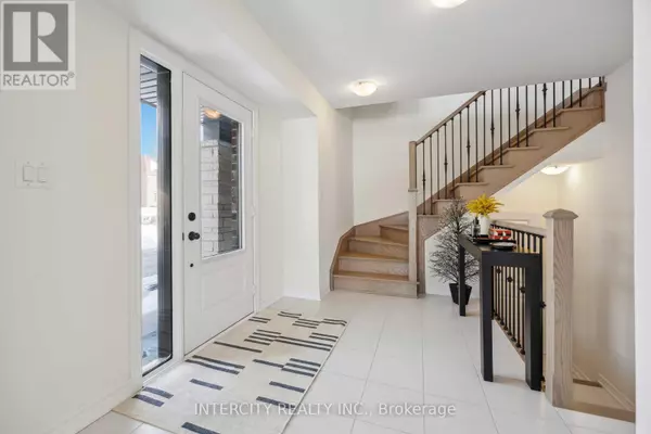 Aurora, ON L4G4A6,43 GRIFFITH STREET