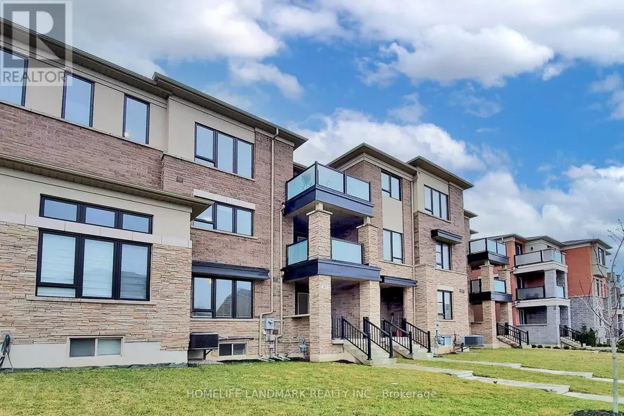 47 SPARKS STREET, Aurora, ON L4G0Z9