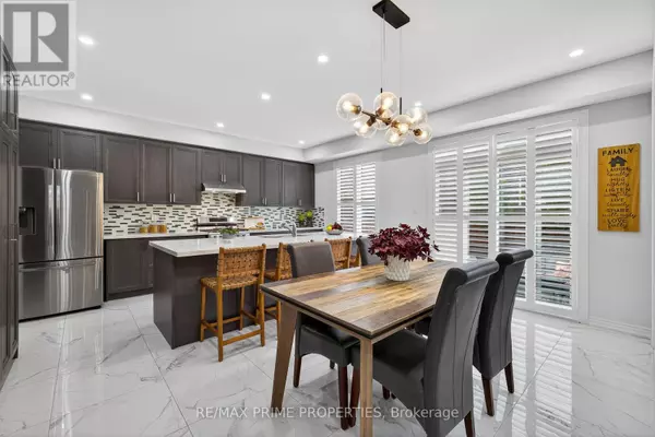 East Gwillimbury (mt Albert), ON L0G1M0,32 FREDERICK TAYLOR WAY