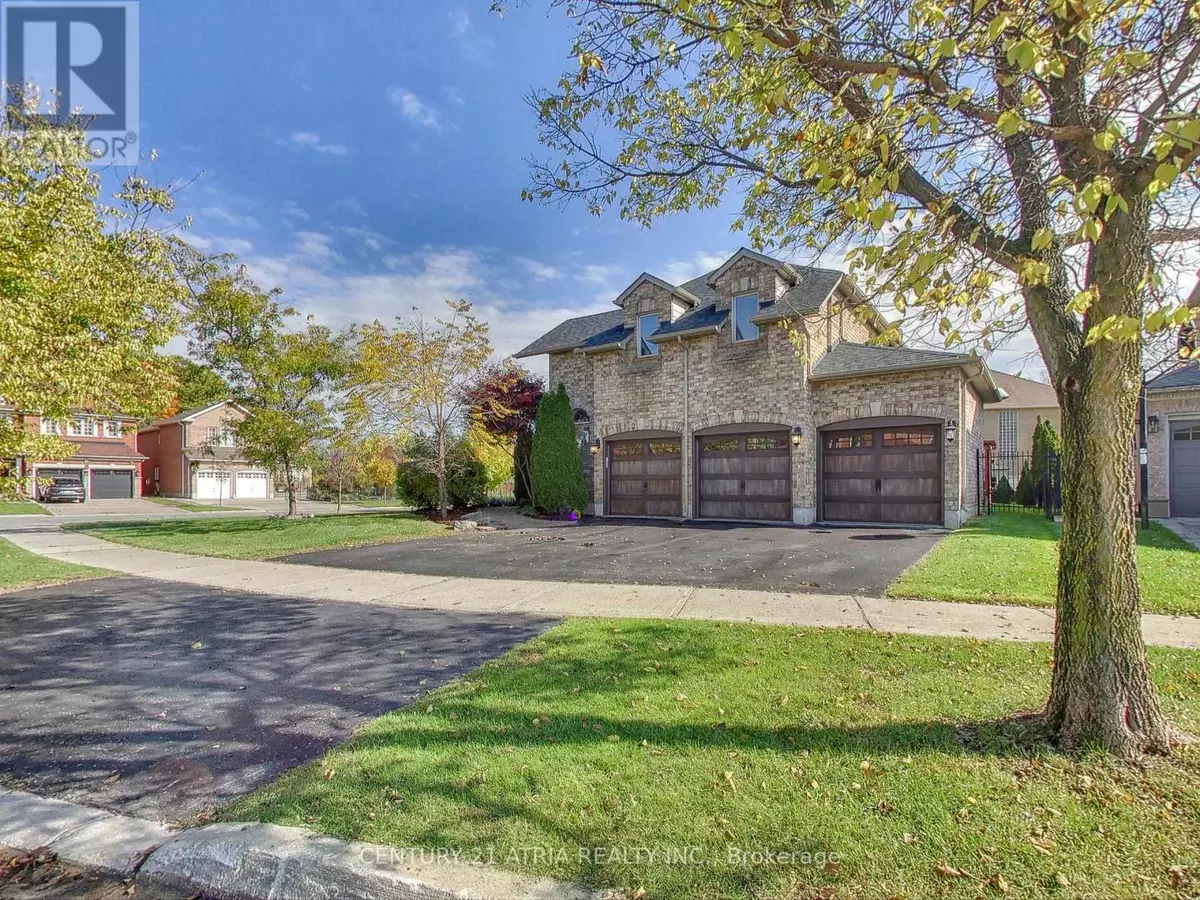 Richmond Hill (westbrook), ON L4C9T5,2 WHALEN COURT