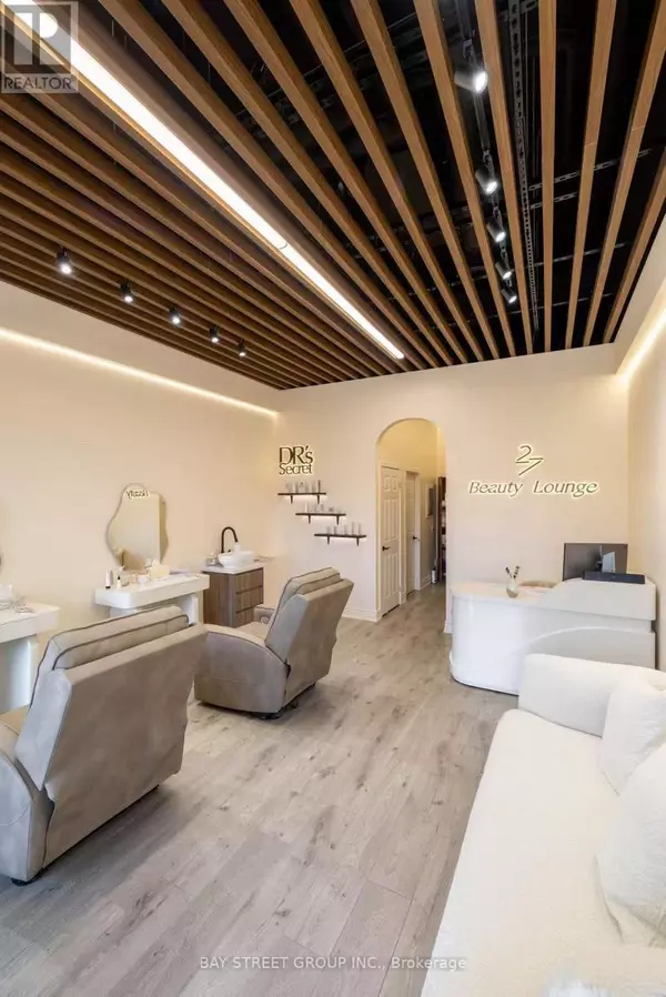 Markham (grandview), ON L3T0C7,7181 Yonge ST #6