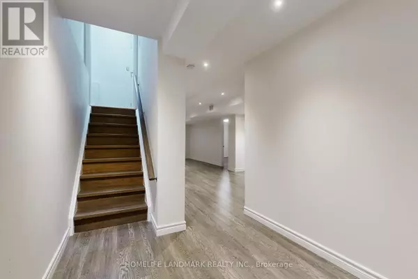 Richmond Hill (oak Ridges Lake Wilcox), ON L4E5A2,92 BARNWOOD DRIVE