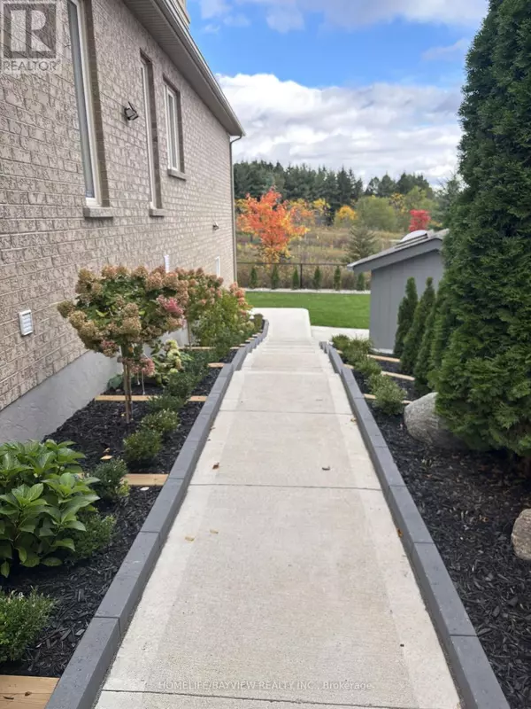 Richmond Hill (jefferson), ON L4E0S7,29 FARMHOUSE CRESCENT