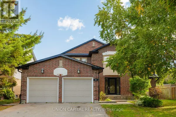 82 OLD YONGE STREET, Aurora (aurora Village), ON L4G6C7