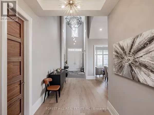 Vaughan (kleinburg), ON L4H4A2,13 PELLEGRINI DRIVE