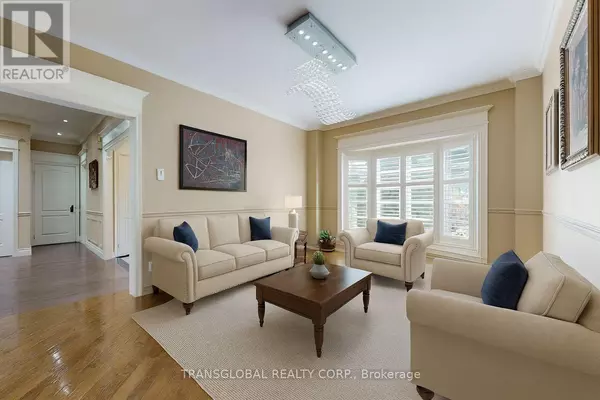 Vaughan (beverley Glen), ON L4J7S2,458 BEVERLEY GLEN BOULEVARD