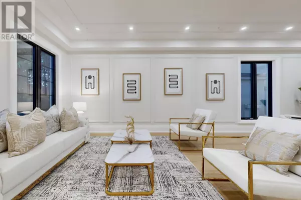 Richmond Hill (harding), ON L4C1Z5,160 LAWRENCE AVENUE