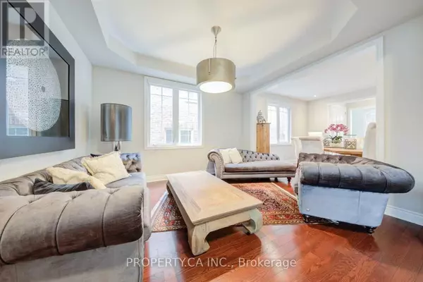 Vaughan (patterson), ON L6A3V4,552 VALLEY VISTA DRIVE