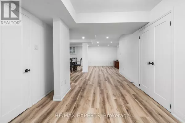 Vaughan (vellore Village), ON L4H0X8,170 VIA TEODORO