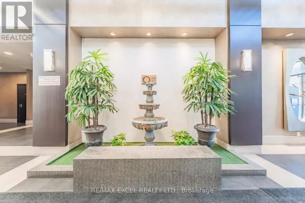 Markham (unionville), ON L6G0B6,1 Upper Duke CRES #110