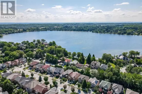 Richmond Hill (oak Ridges Lake Wilcox), ON L4E3A9,UPPER LEVEL - 31 GREEN MEADOW CRESCENT