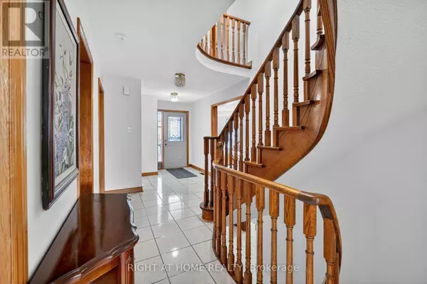 Vaughan (elder Mills), ON L4H1C3,291 ANDY CRESCENT