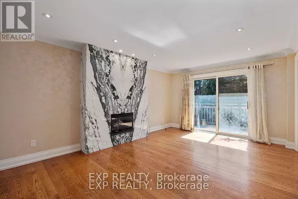 Markham (unionville), ON L3R2V6,70 HEMINGWAY CRESCENT