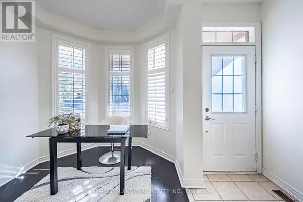 Richmond Hill (oak Ridges), ON L4E4A6,78 LONGWOOD AVENUE