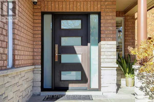 Richmond Hill (westbrook), ON L4S2G3,115 COLESBROOK ROAD