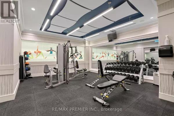 Vaughan (concord), ON L4K0L8,9085 Jane ST #1411