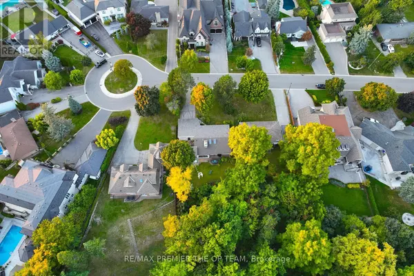 Vaughan (islington Woods), ON L4L1M2,175 DAVIDSON DRIVE