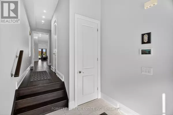 Vaughan (patterson), ON L4J0G9,107 HESPERUS ROAD