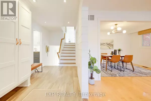 Markham (unionville), ON L3R2Y1,8 RENATA PLACE