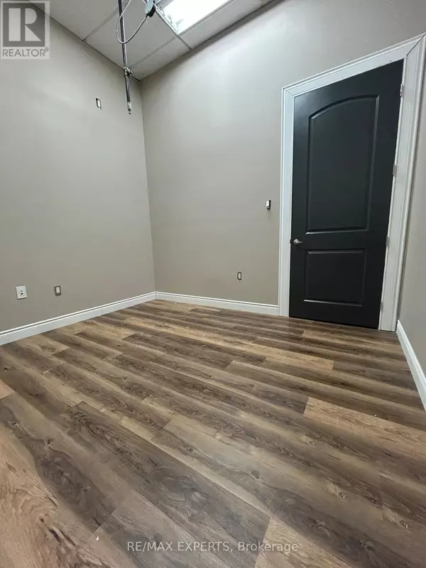 Vaughan (concord), ON L4K2S9,2104 Highway 7 HWY #4B-2