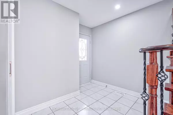 Markham (middlefield), ON L3S3Y7,74 Kruger RD #Main