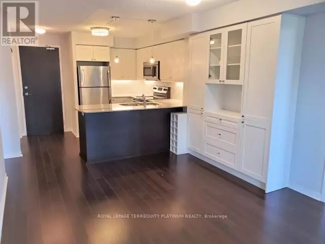 Richmond Hill (langstaff), ON L4B0C2,73 King William CRES #212