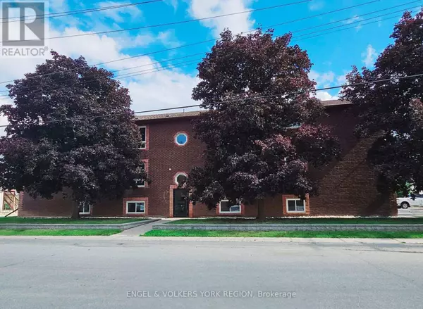 86 Curtis ST #3, Essa (angus), ON L0M1B2