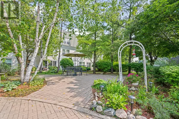 Markham (unionville), ON L3R6C7,100 Anna Russell WAY #PH2