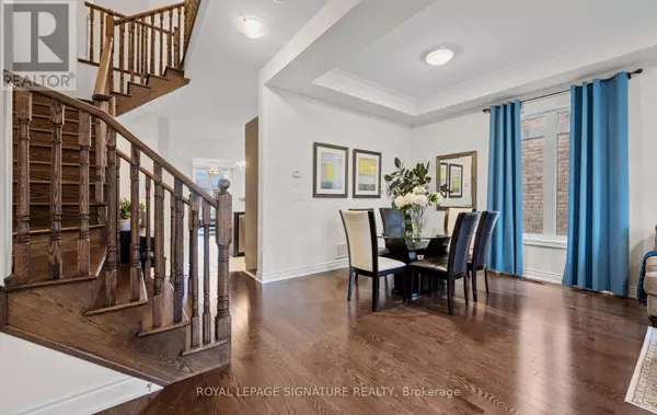 East Gwillimbury (sharon), ON L9N0R4,35 CLARA MAY AVENUE