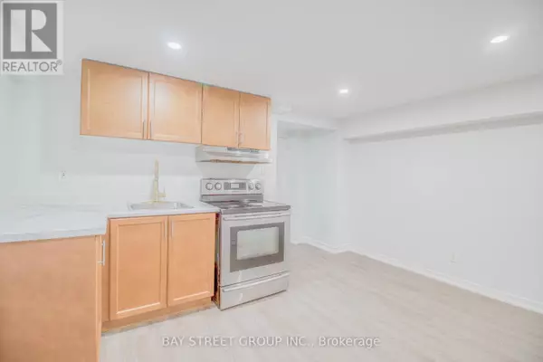 Aurora (aurora Highlands), ON L4G2B4,BASEMENT #1 - 65 DAVIS ROAD N