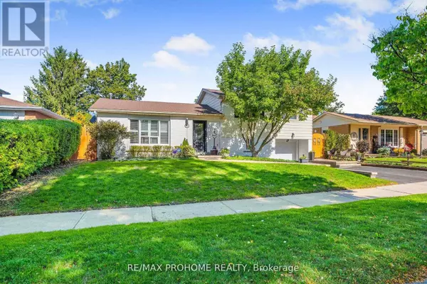 Markham (markham Village), ON L3P2W4,32 SIR BEDEVERE PLACE