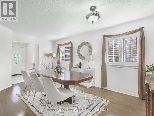 Vaughan (patterson), ON L4K5E8,185 FOXFIELD CRESCENT