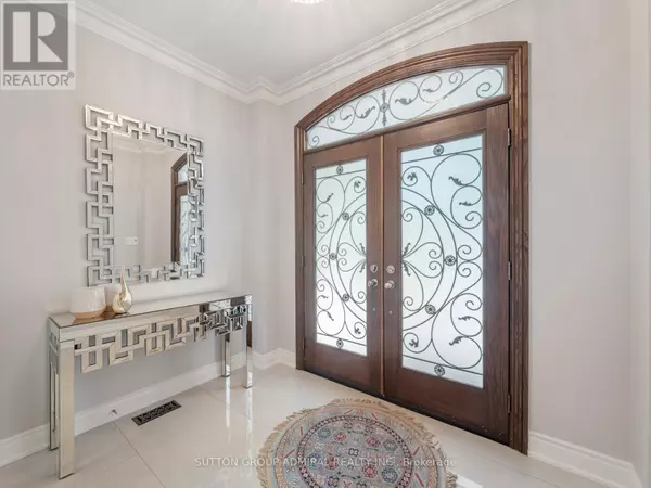 Vaughan (patterson), ON L4J9C9,(MAIN & 2ND FLOOR) - 60 STARWOOD ROAD