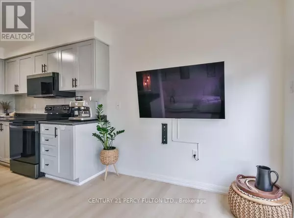 Essa (angus), ON L0M1B4,40 MCCANN LANE