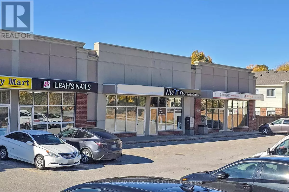 Newmarket (summerhill Estates), ON L3X3A5,17080 Bathurst ST West #5