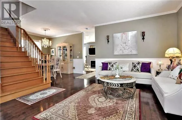 Aurora, ON L4G7W7,81 SPRING FARM ROAD