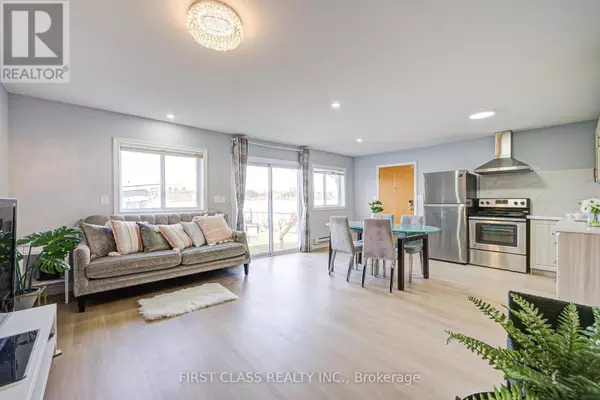 Richmond Hill (oak Ridges Lake Wilcox), ON L4E3B4,17 WILLOWBANK AVENUE