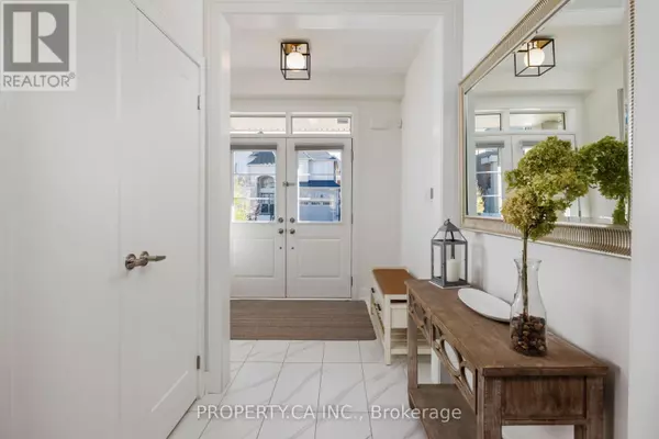 East Gwillimbury (queensville), ON L9N0Y7,54 MURRAY LEONARD LANE