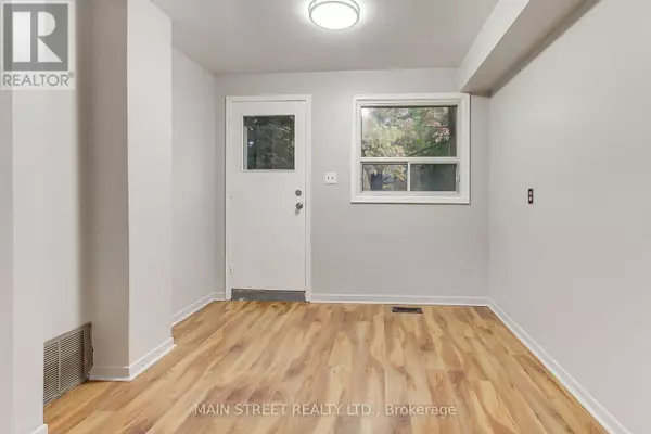 Bradford West Gwillimbury (bradford), ON L3Z1H5,364 AGAR AVENUE