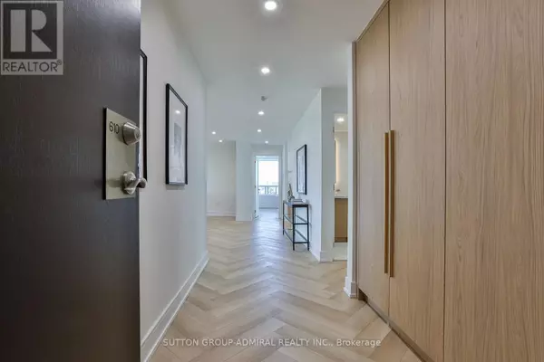 Vaughan (crestwood-springfarm-yorkhill), ON L4J7X1,7250 Yonge ST #610