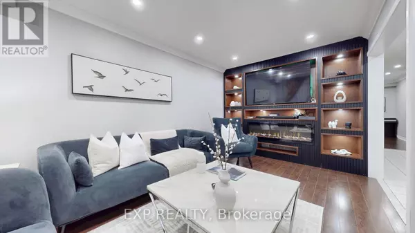 Newmarket (woodland Hill), ON L3X2Y3,242 MARBLE PLACE W