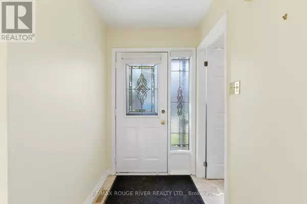 Uxbridge, ON L9P1G2,28 ADAMS COURT