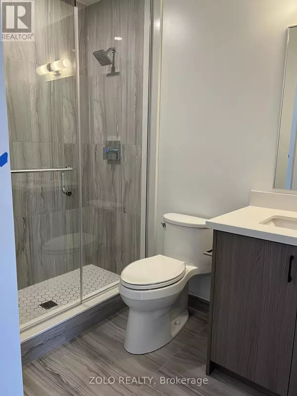 Innisfil, ON L9S0R6,333 Sunseeker AVE #305